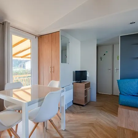 Mobil Manon Vakantiepark Fréjus